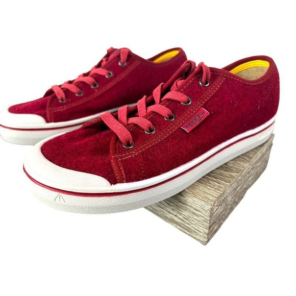 NWOT Keen Elsa Lite Red Felt Vapor Sneakers Size 8 - Picture 9 of 9